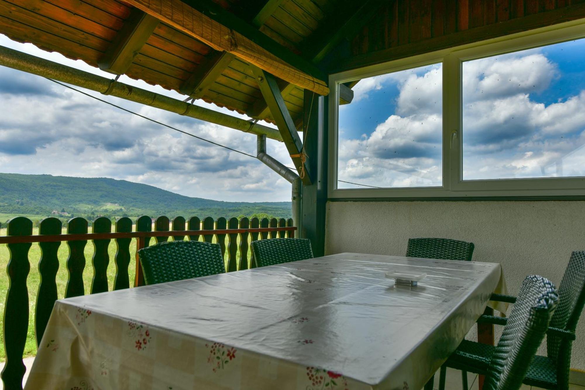 Apartment Ivano Rakovica
