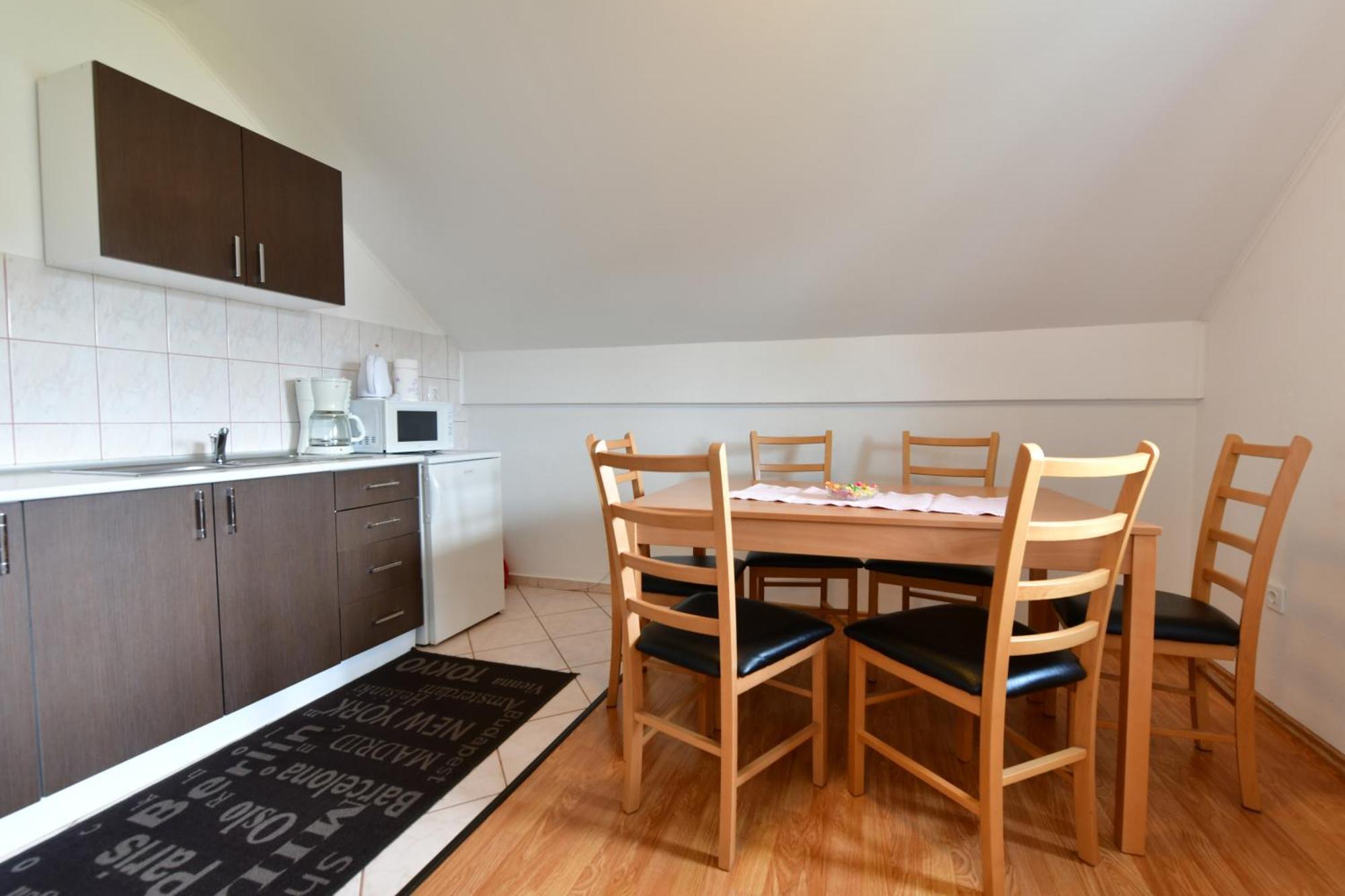 Ivano Apartment Rakovica